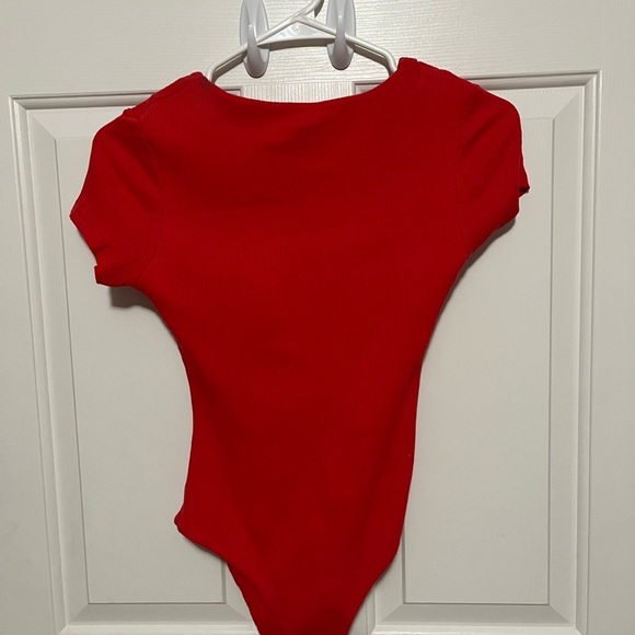 Red bodysuit from princess POLLY - Picture 3 of 4
